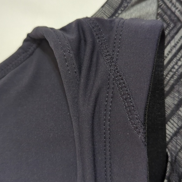 Fabletics Norwalk Tank, Color Heather Grey Taos Print/Charcoal Heather Size XS - Picture 14 of 15